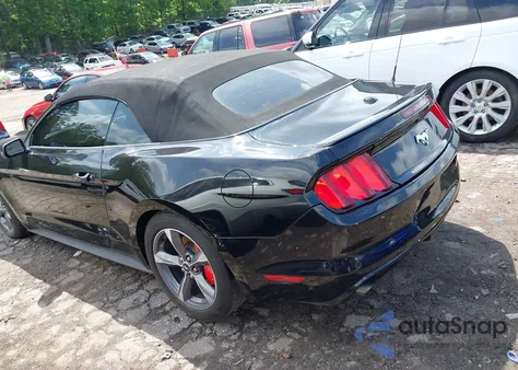 2015 Ford Mustang V6 z USA, uszkodzony, nr VIN 1FATP8EM0F5330497